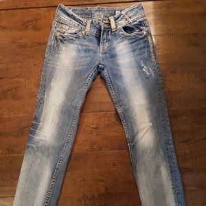 Miss Me sz 26 Faded distress skinny capri jean